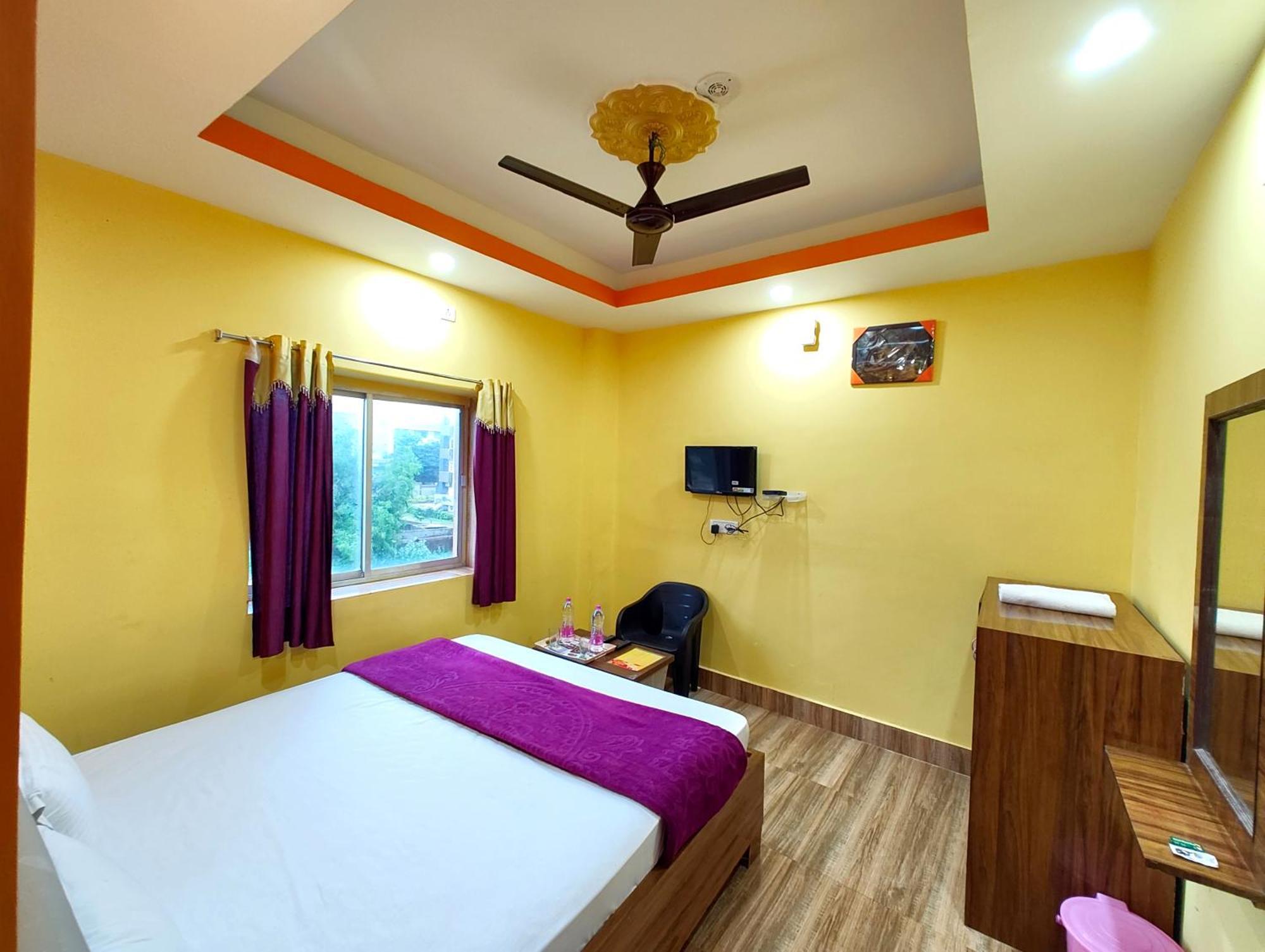 Goroomgo Sahoo Palace Puri - Prime Location Near Sea Beach - Excellent Service With Parking Facilities Екстер'єр фото