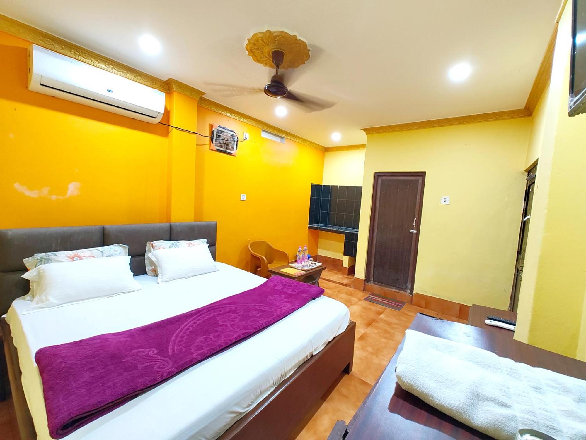 Goroomgo Sahoo Palace Puri - Prime Location Near Sea Beach - Excellent Service With Parking Facilities Екстер'єр фото