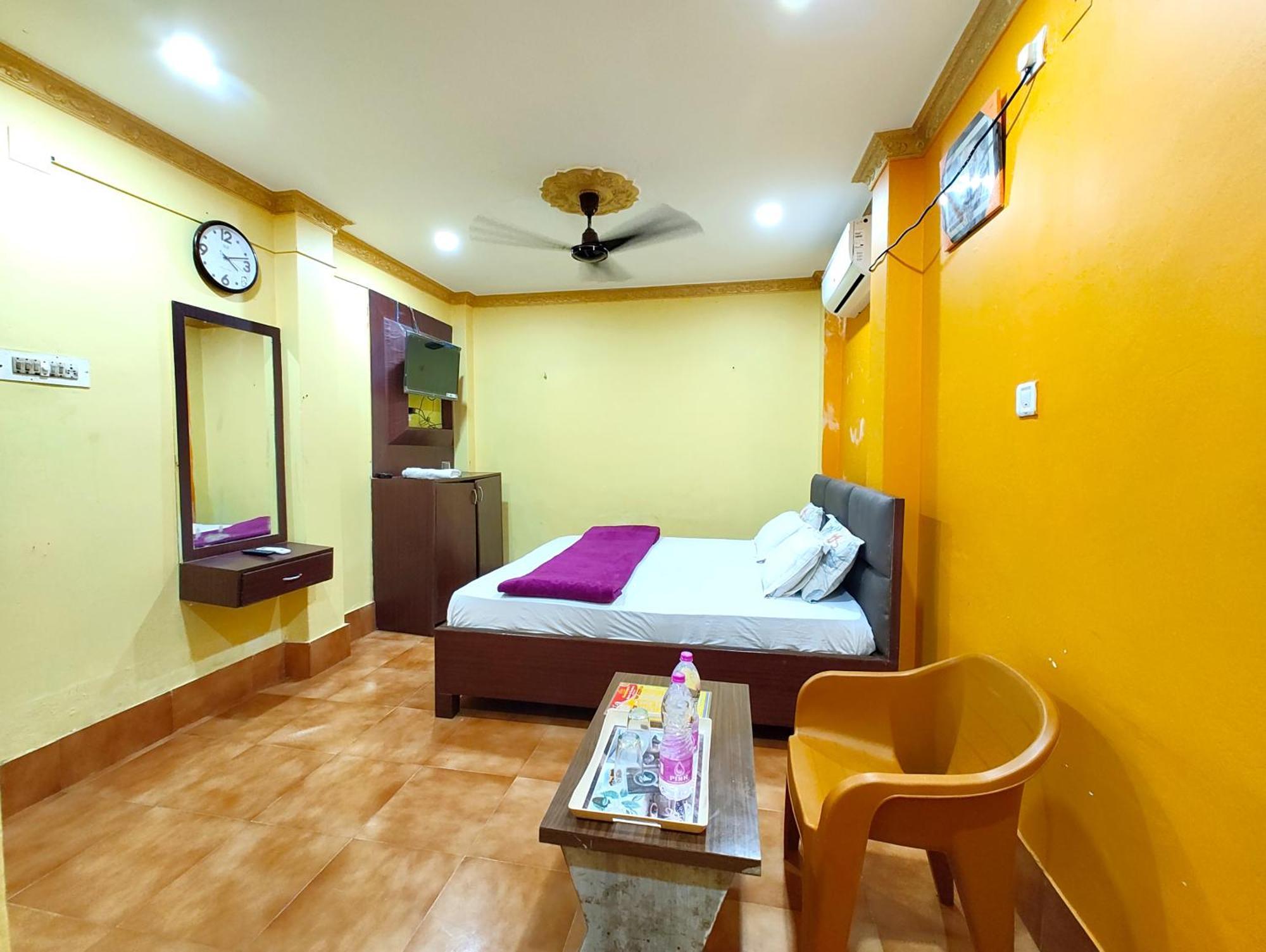 Goroomgo Sahoo Palace Puri - Prime Location Near Sea Beach - Excellent Service With Parking Facilities Екстер'єр фото